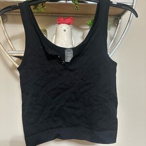 BUTTON FRONT BASIC TANK BLACK